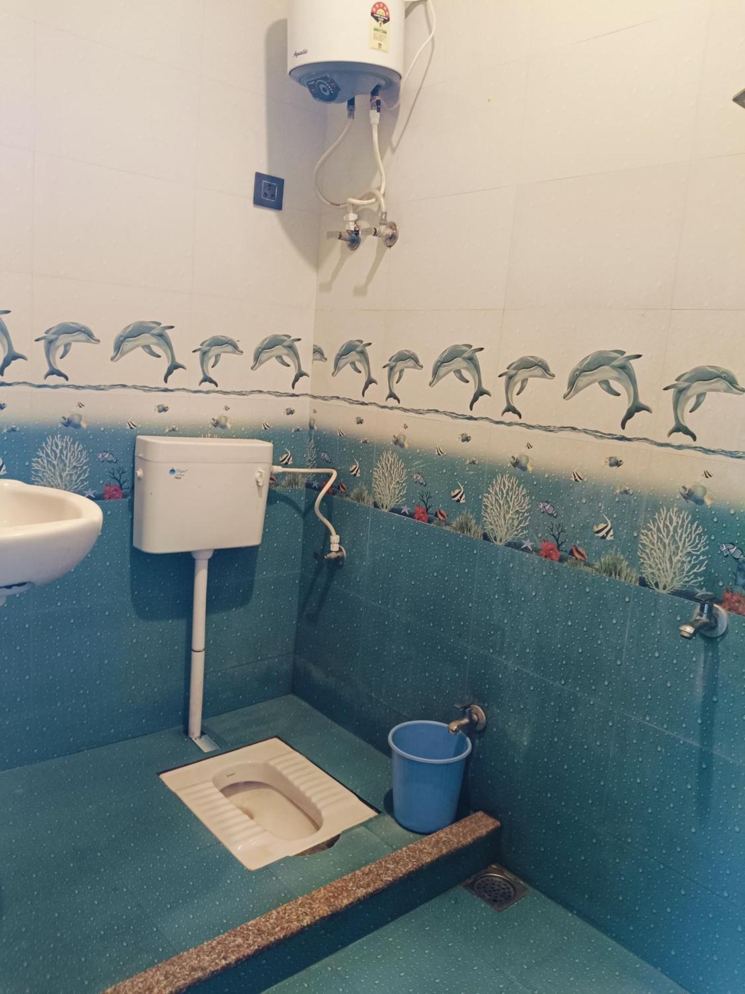 Jai Hanuman Guest House Palsana  Extérieur photo